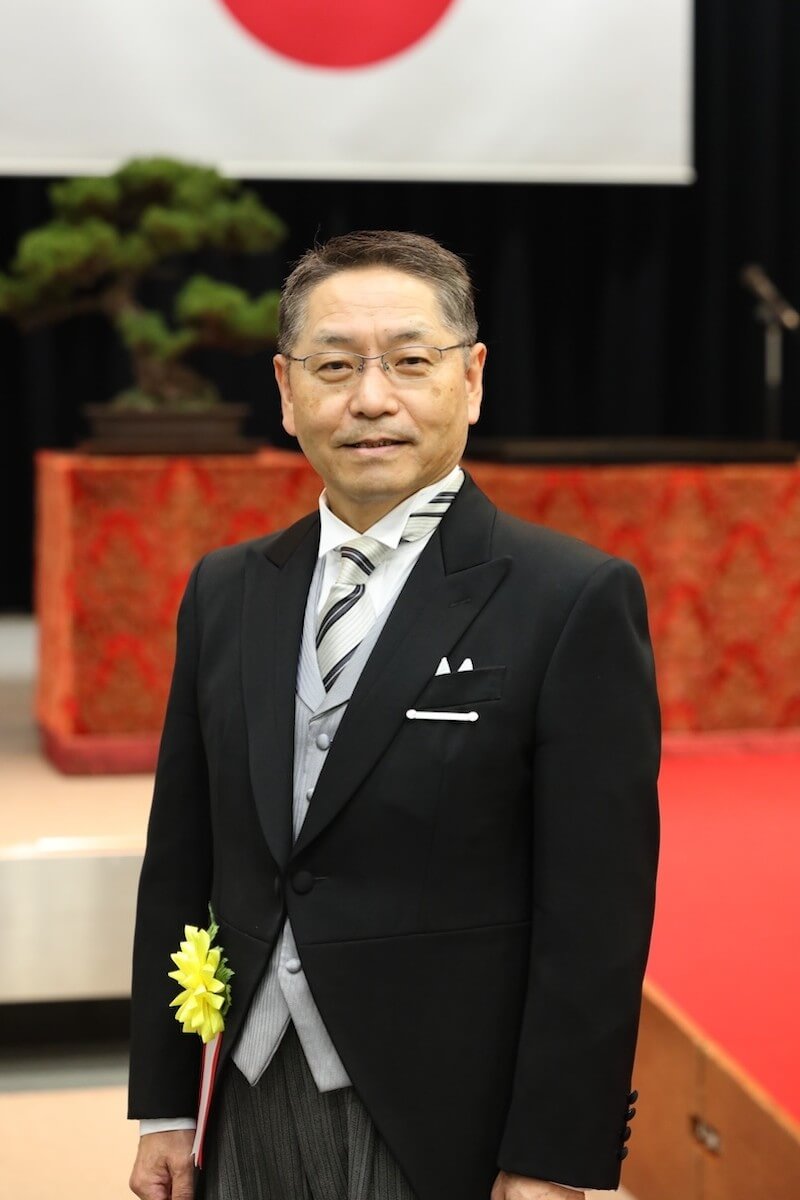 元 (株)京王プラザホテル 調理部副部長兼セントラルキッチン調理長 加藤 敏之 氏 功績概要:業務精励(調理業務)