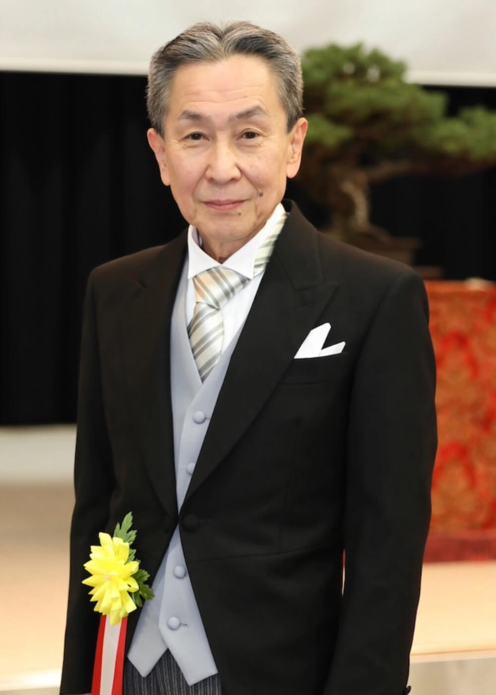 元 （株）京都ホテル 京都ホテルオークラ 料飲部宴会サービス課専任係長 中村 和彦 氏 功績概要：業務精励（ホテル業務）
